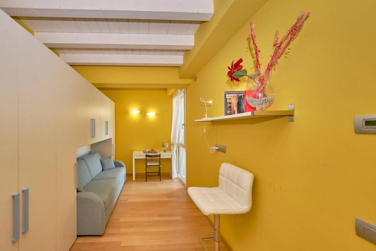 Warda B11 Apartment Desenzano del Garda Exterior foto